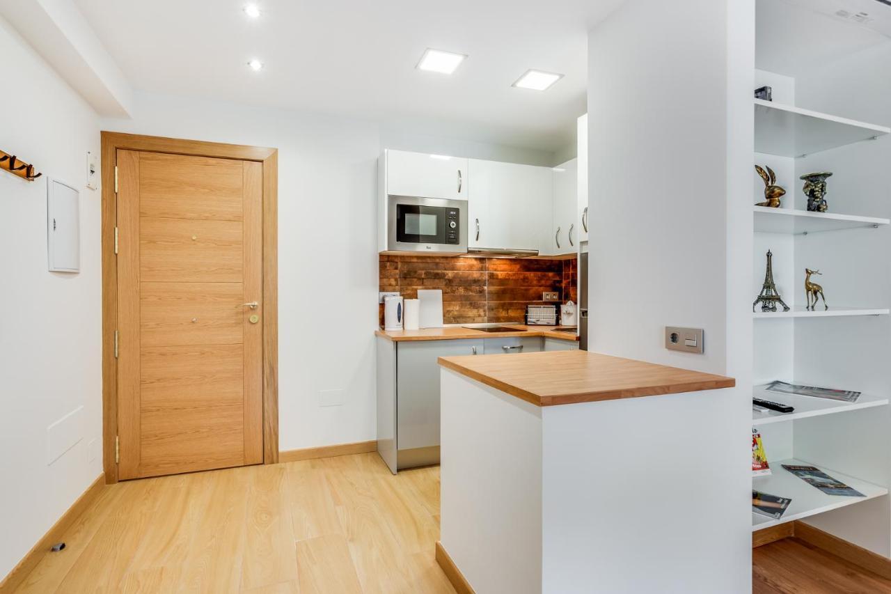 New 1 Bedroom Apartement On The Sea In Marbella. Exteriör bild